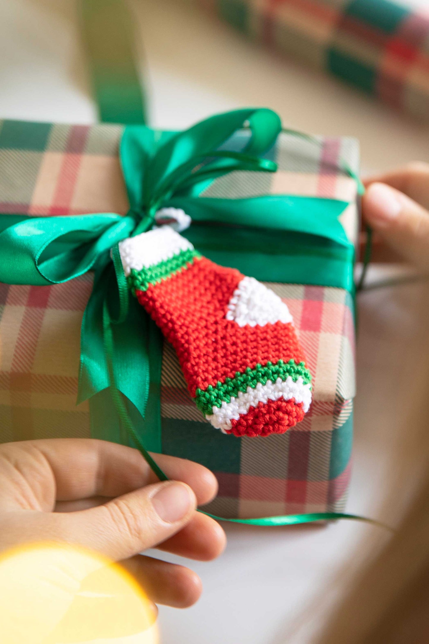 Weihnachtlicher Geschenkanhänger Socke aus Cotton Quick uni