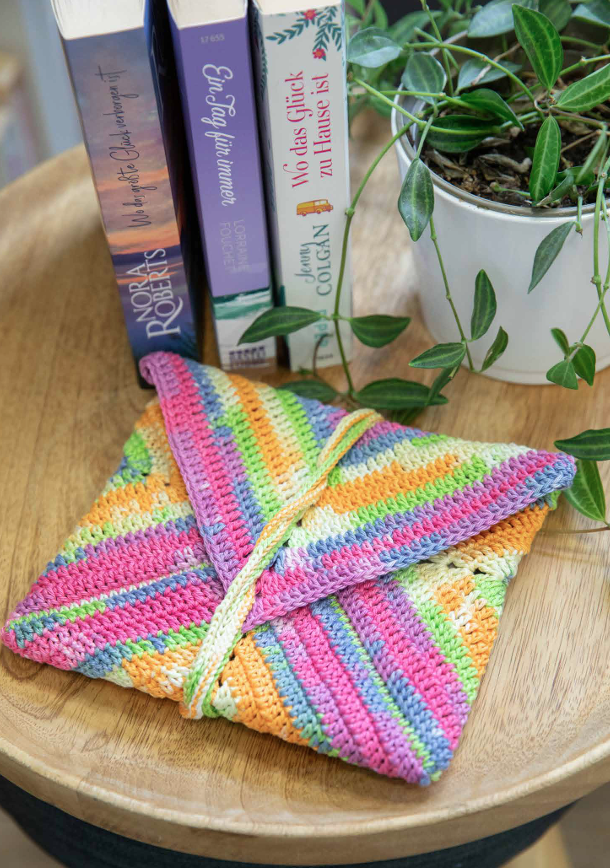 Anleitung Buchhülle Granny Square