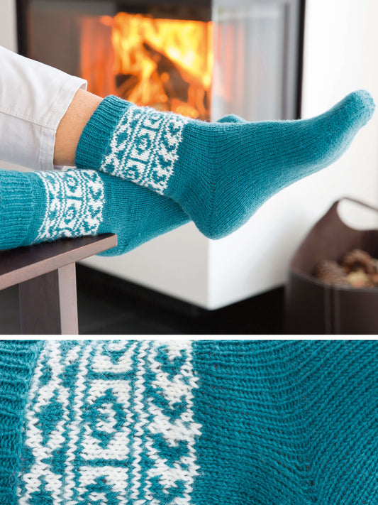 Socken mit Einstrickmuster