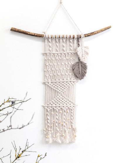 Wandbehang mit Perlen