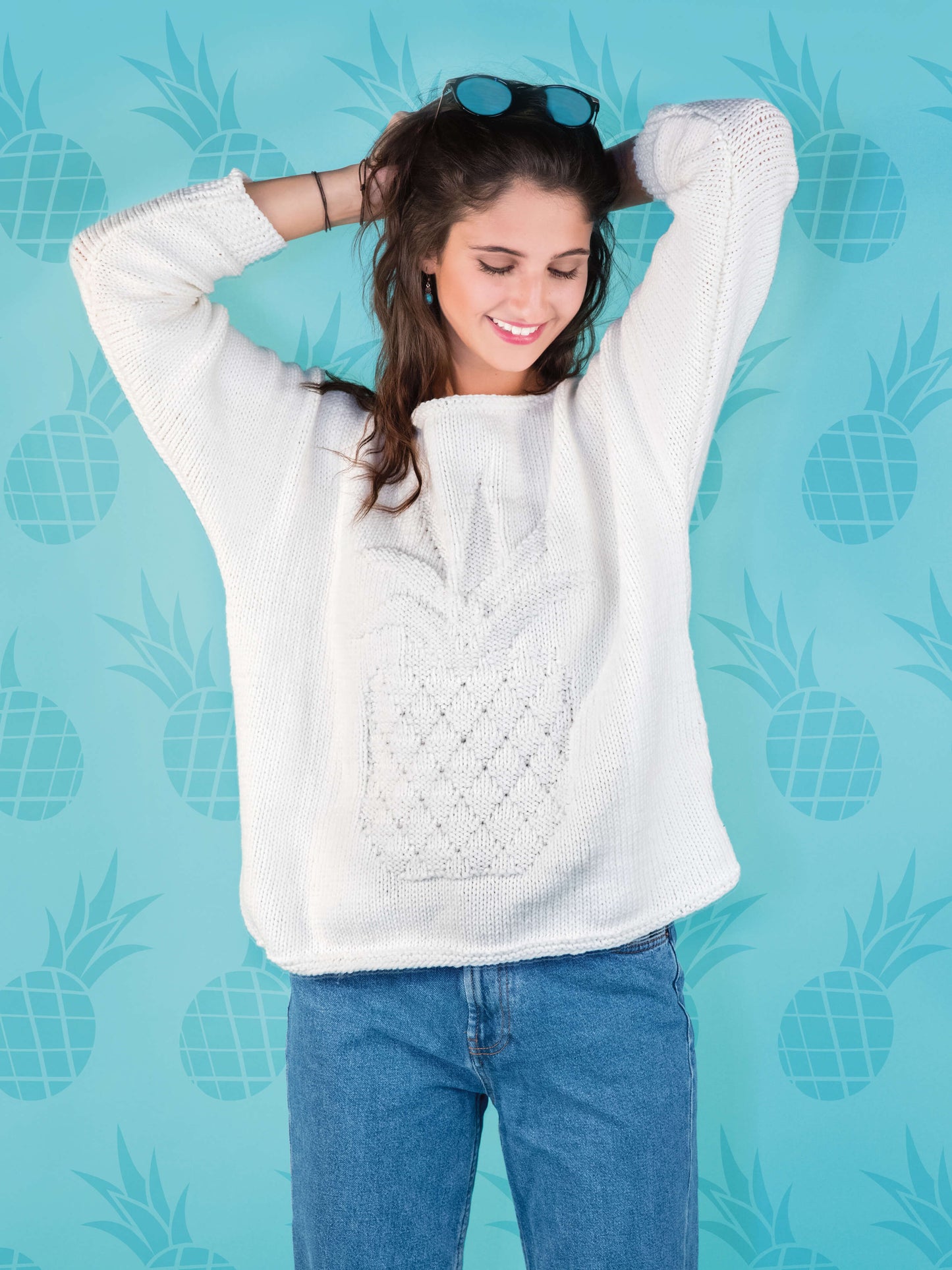 Ananas-Pulli mit angeschnittenen Ärmeln