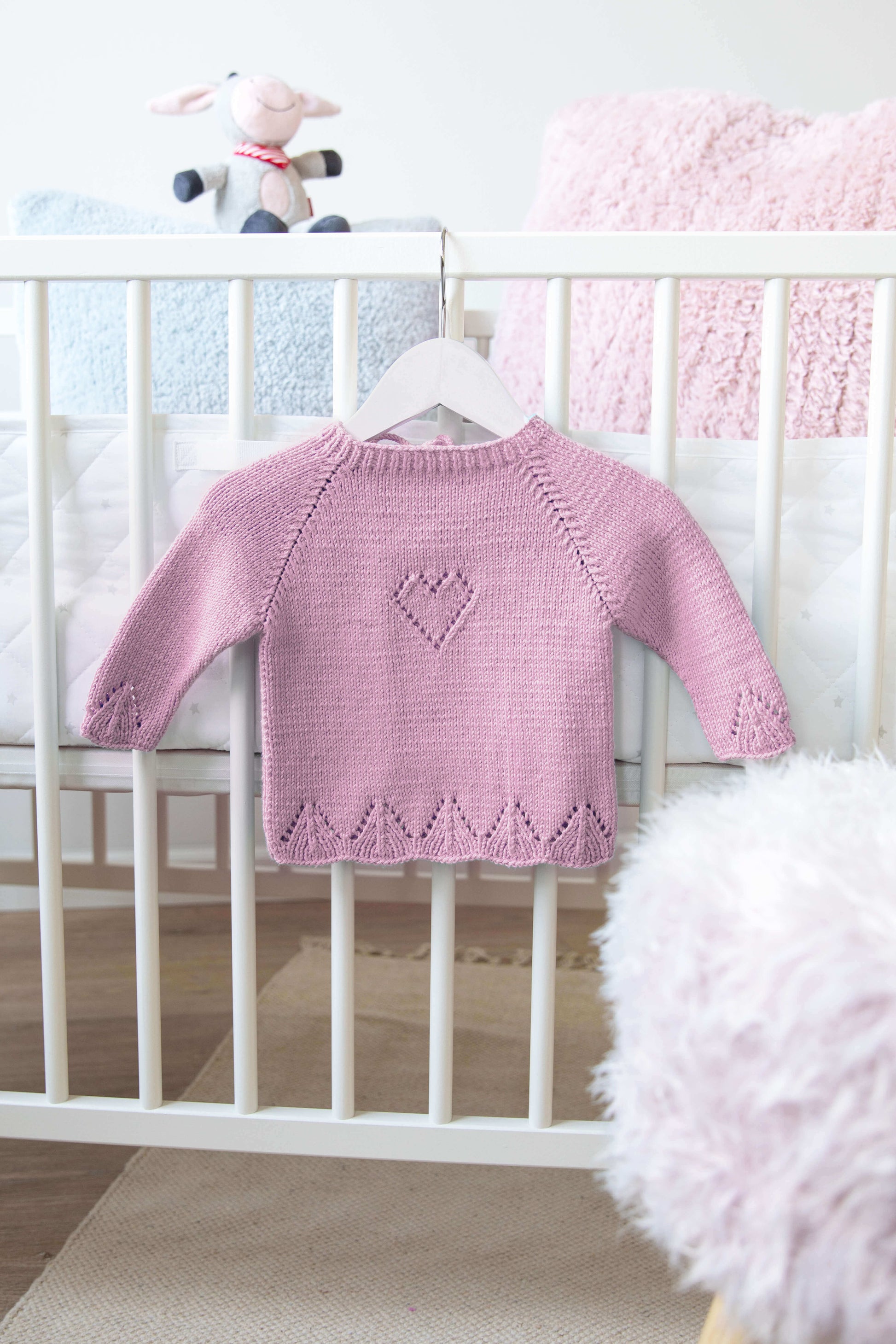 Mädchenpulli mit Herz