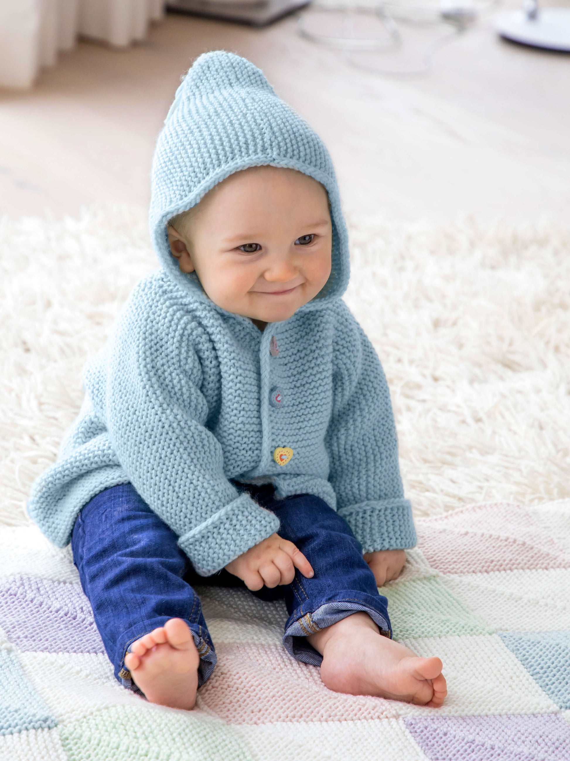 Baby-Jäckchen mit Kapuze