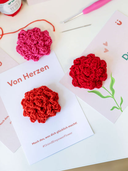 GründlEmpowerFlower – gehäkelte Nelke