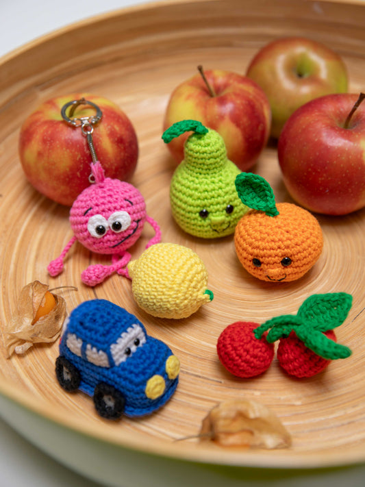 Amigurumi-Set „Happy“ - Zitrone, Mandarine, Birne, Kirschen, 
Smiley, Auto