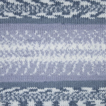 Knitting kit for a vest with a Norwegian pattern