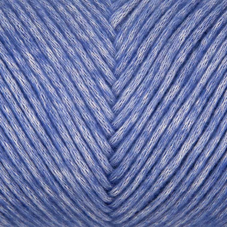 Knitting kit Luna Scarf made from Gründl Piuma uni