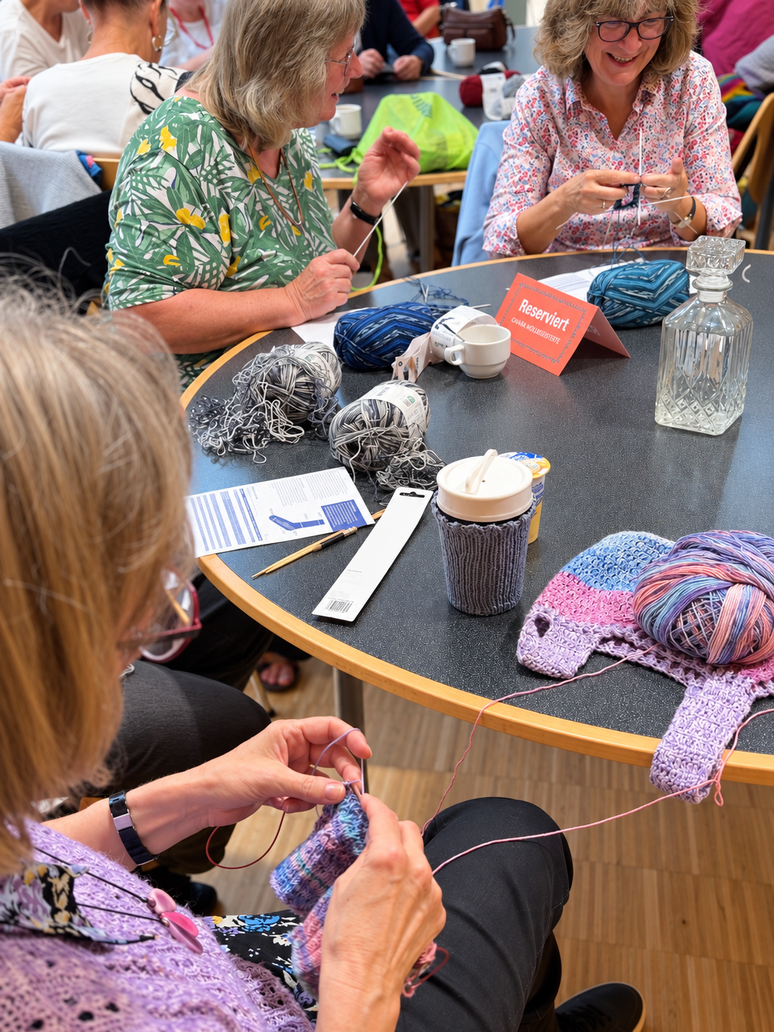 Socken stricken für den guten Zweck – mach mit bis 15.12.2026