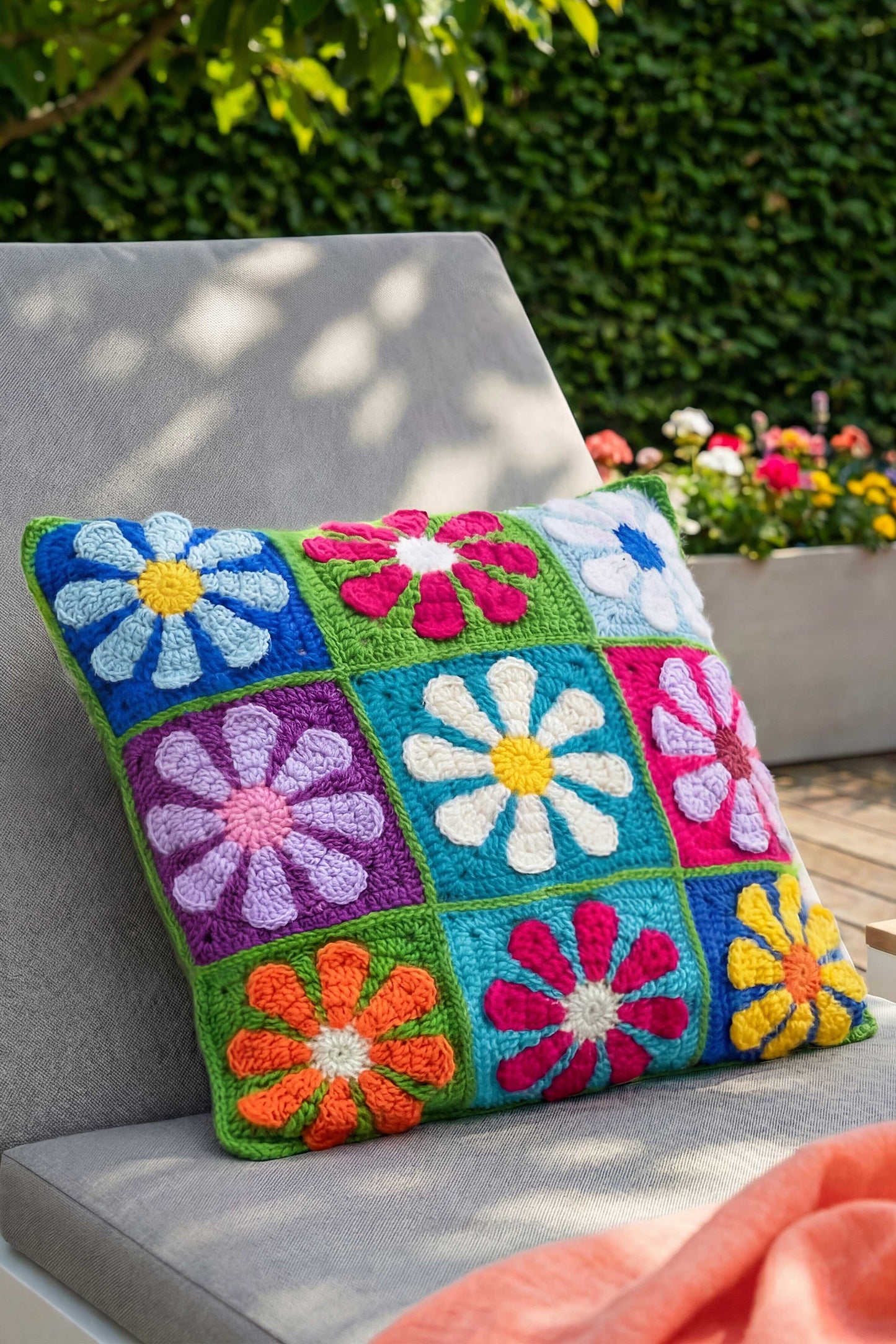 Flower Power Kissen