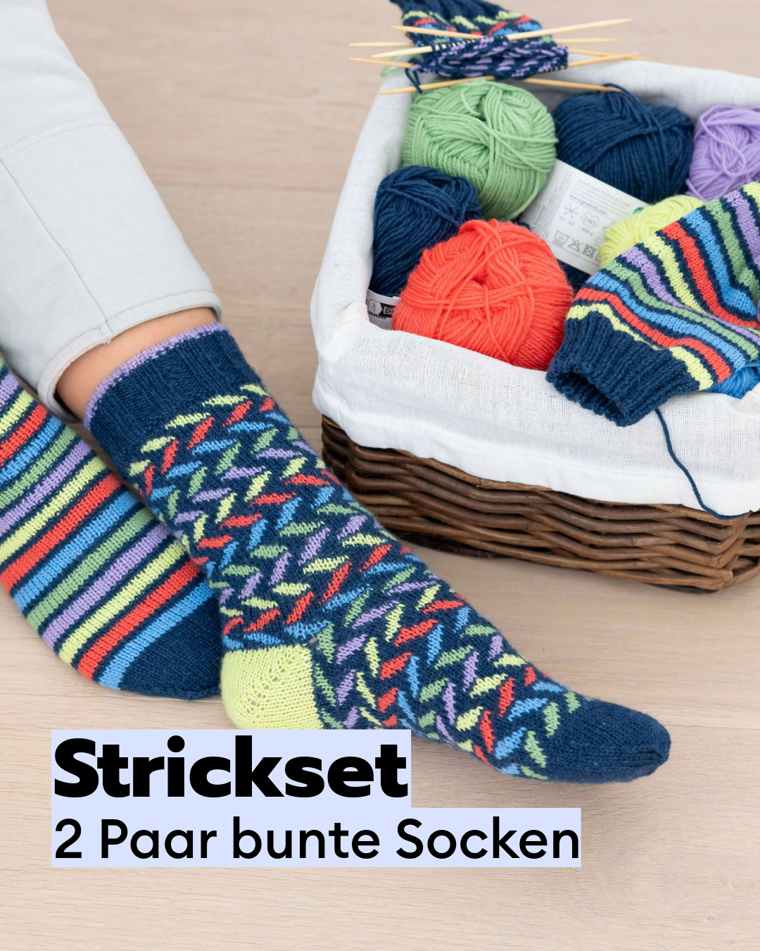 Strickset für 2 Paar bunte Socken mit Merinowolle