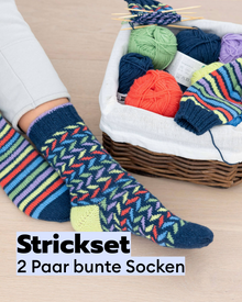 Strickset für 2 Paar bunte Socken mit Merinowolle