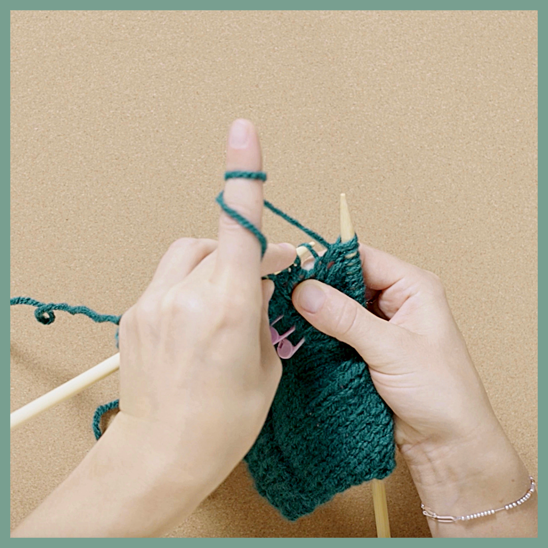 Strickschule 35 Maschen aus Querfaden zunehmen-4-2-23