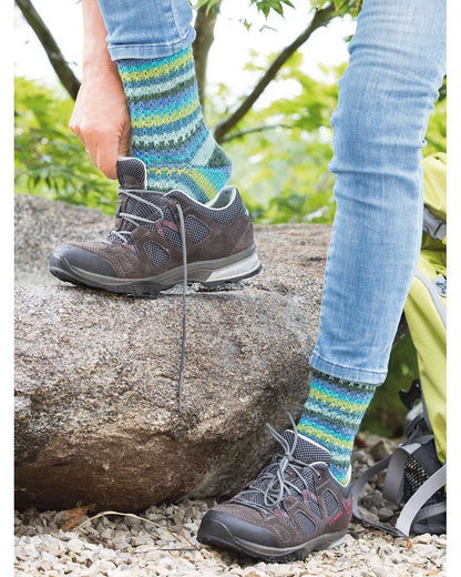 Women's socks with lifter stitches