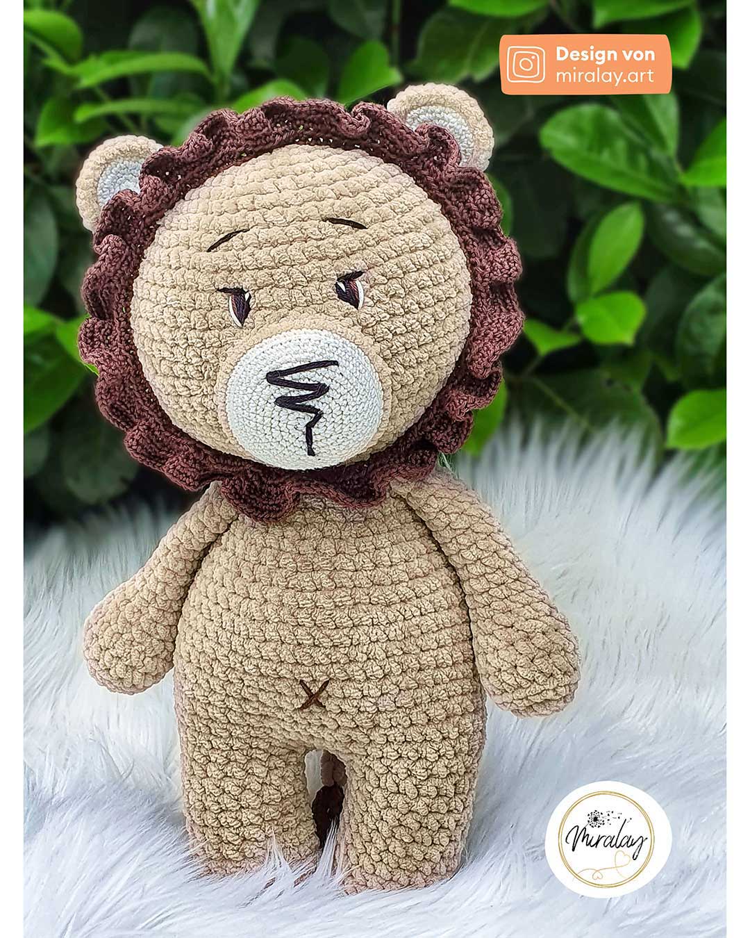 Anleitung Amigurumi-Löwe Paul aus Chenillegarn