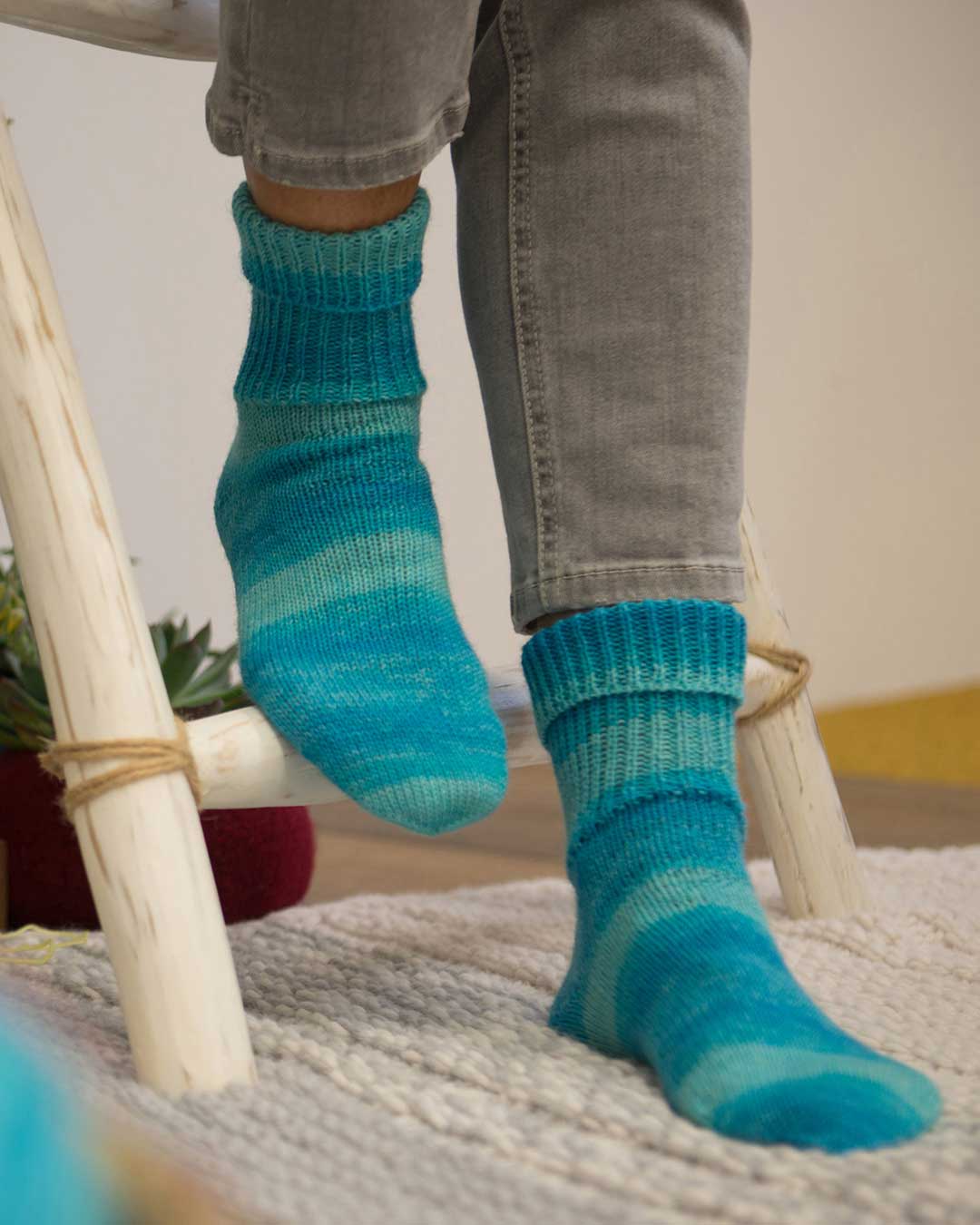 c4752-08__Hot_Socks_Malcesine_B4.jpg