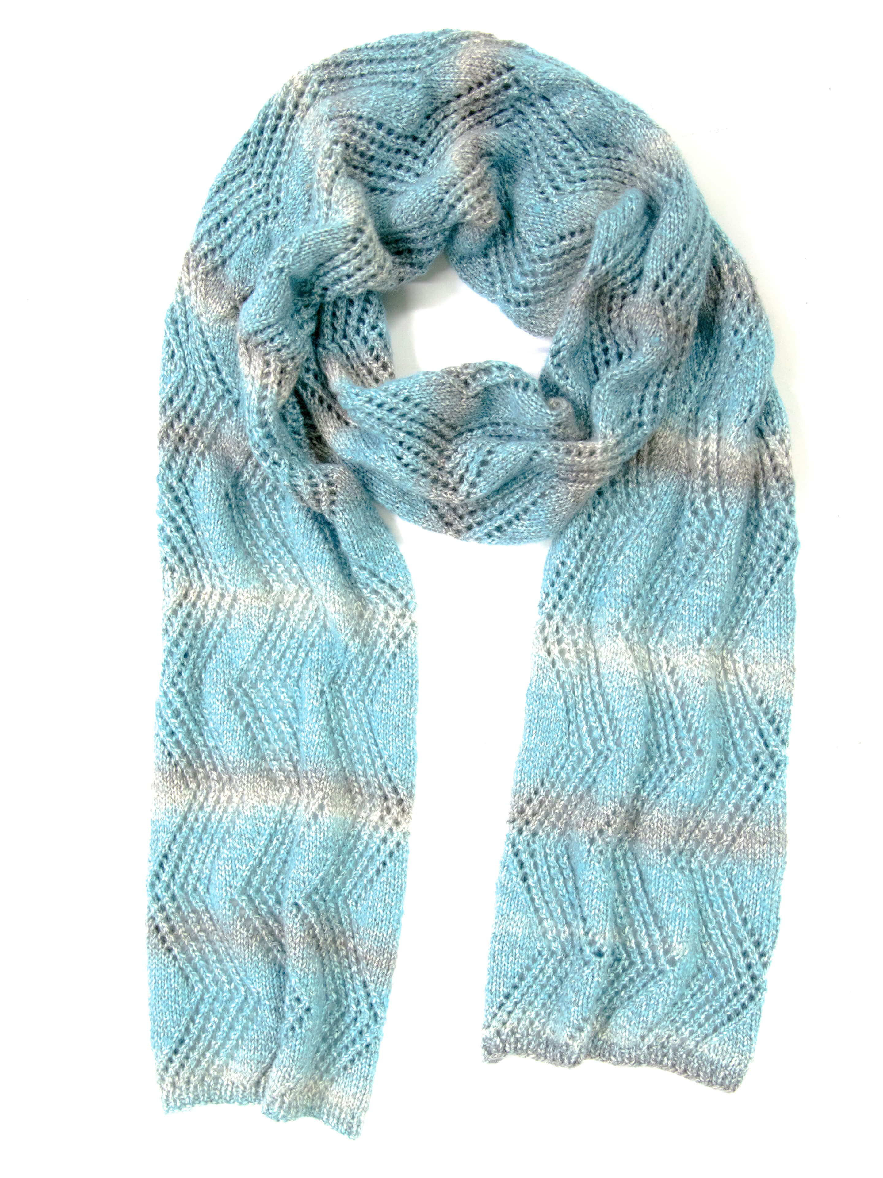 blau-grau selbstgemachter Schal