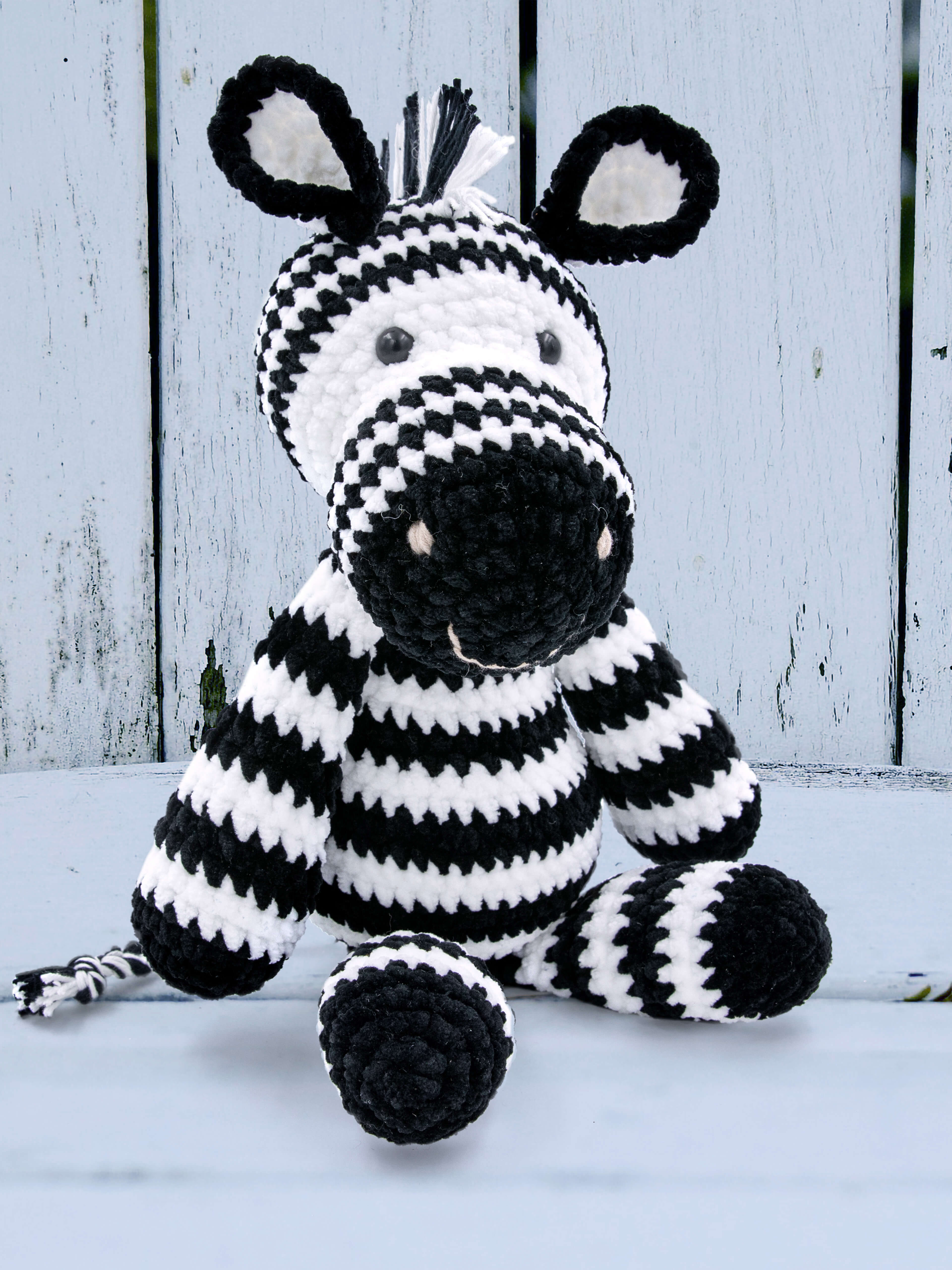 Zebra aus Funny uni Wolle von Gründl